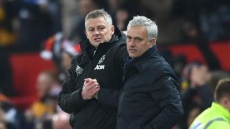 MU Vs Tottenham: Mourinho Lancarkan Perang Urat Saraf, Solskjaer Tetap Cool