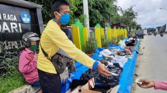 Lebaran saat Corona, Korban PHK: Pertama Kali Anak Saya Tak Beli Baju Baru