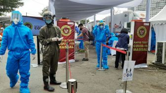 Jadi Tempat Hilir Mudik Warga, BIN Gelar Rapid Test di Stasiun Bekasi