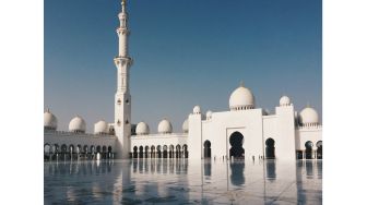 Kala Arab Saudi Batasi Volume Pengeras Suara di Masjid