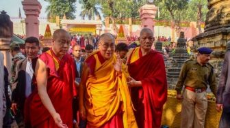 Dalai Lama Sesalkan Aksi Brutal Polisi AS yang Menewaskan George Floyd