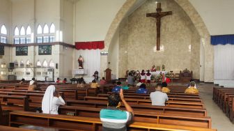 Misa Minggu di Gereja Katedral Palangkaraya kembali Diadakan
