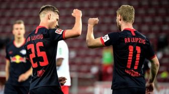 Menang 4-2, RB Leipzig Bawa Pulang 3 Poin dari Markas Cologne