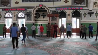 Baru Dibuka Anies Besok, Masjid Al Azhar Sudah Gelar Salat Berjemaah