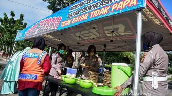 Ingin Makan Sepuasnya dan Bayar Seikhlasnya Selama Pandemi? Coba Warung Ini