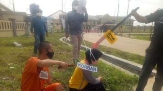 Gelap Mata, Suami Tusuk Istri Berkali-kali karena Minta Cerai