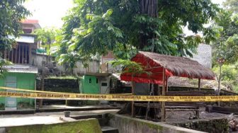 Seorang Warga Gondomanan Dibacok Pria Misterius Hingga Tewas