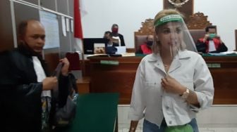 Sidang Ditunda, Nikita Mirzani Mengaku Tak Merasa Kecewa