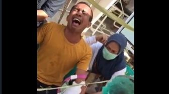 Viral Video Pria Histeris saat Disuntik, Publik: Muka Rambo Hati Kitty