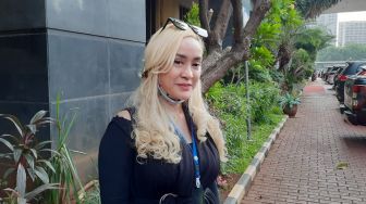 Lia Ladysta Akui Tak Mengenal Dekat Syahrini