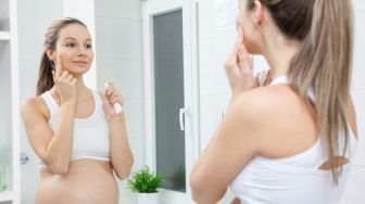 Ini Daftar Skincare yang Aman dan Tidak Aman untuk Ibu Hamil