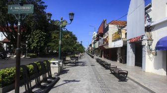 Suasana kawasan Malioboro saat pandemi COVID-19 di Yogyakarta, Rabu (10/6/2020).  [ANTARA FOTO/Andreas Fitri Atmoko]
