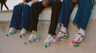 Kolaborasi Kenzo dan Vans Menghasilkan Floral Sneaker