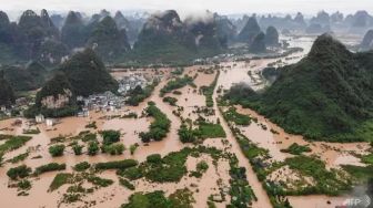 Badai dan Banjir Hantam China Selatan, Puluhan Tewas dan Ribuan Diungsikan