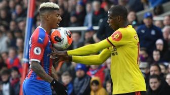 Liga Inggris Bergulir, Patrick van Aanholt Akan Berlutut buat George Floyd