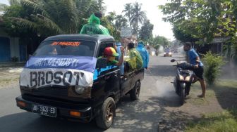 Ubah Stigma Buruk Suporter Bola, Laskar Brajamusti Lakukan Hal Ini