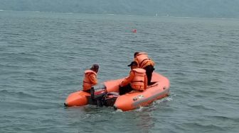 Pemancing Hilang di Pantai Pasir Kebumen, Pencarian Dilanjutkan Besok