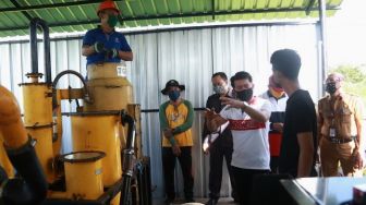 Sampah Menumpuk, Bupati Suwirta Kaji Penambahan Tenaga DLHP