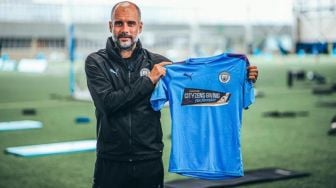 Hadapi Arsenal Dini Hari Nanti, Manchester City Pakai Jersey Khusus