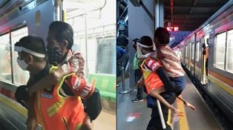 Petugas KRL Commuter Gendong Difabel, Netizen Tak Kuat Tahan Tangis