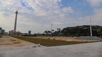 2 Hari Jelang Balap Formula E Jakarta, Para Pembalap Lakukan Sesi Foto di Monas