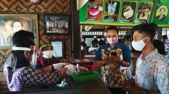 Dinpar DIY Lakukan Simulasi New Normal Restoran dan Hotel di Kulon Progo