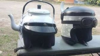 Desainnya Kelewat Menyolok, Helm Couple ala Alat Dapur Ini Bikin Geli