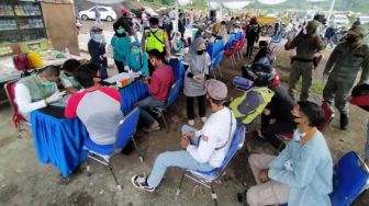 Gelar Rapid Test Massal, 32 Wisatawan Puncak Reaktif Covid-19