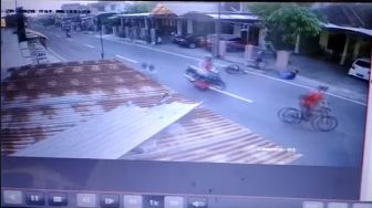 Viral Video Pesepeda Terlindas Akibat Berjajar, Netizen Sayangkan Hal Ini