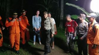 Pakai Google Map, Dua Wisman Amerika Tersesat di Hutan Bali