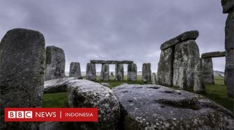 Arkeolog Temukan Monumen Zaman Neolitikum Usia 4.500 Tahun Dekat Stonehenge