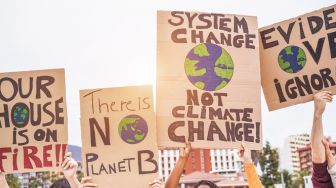 Perubahan Iklim Jadi Ancaman Risiko Global dan Tantangan Baru Dunia Kerja di Indonesia