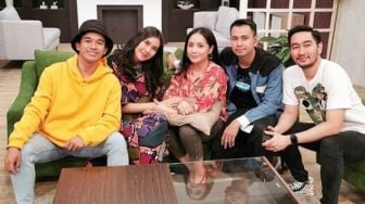 Syahnaz Dituduh Jadi Pelakor, Keluarga Andara Santai Makan Bareng: Ini Sekeluarga Udah Dilatih Kalau Ketahuan Selingkuh