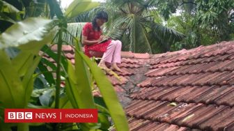 Wabah Corona Bikin Kesenjangan Pengguna Internet, Cari Sinyal ke Atap Rumah