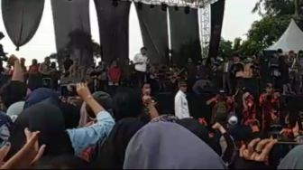 Nekat Gelar Konser di Bogor, Ridwan Kamil Minta Rhoma Irama Tanggung Jawab