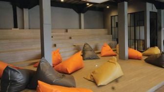 Super Cozy, Alfamart Buat Co Working Space Kekinian untuk Anak Muda!