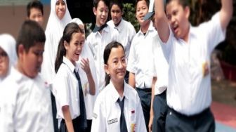 Banyak Sekolah Tidak Siap, PPDB SMP Sederajat di Kuansing Secara Manual