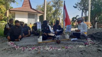 Setahun Insiden Tabrak Lari Overpass Manahan, Keluarga Korban Gelar Ruwatan