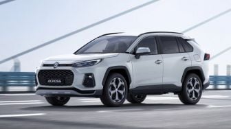 Suzuki Across Hybrid Meluncur di atas Platform Toyota RAV4