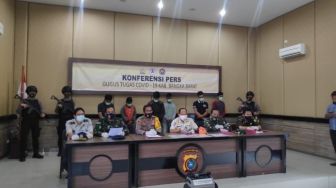 Amankan 6 Orang yang Gunakan Surat Rapid Test Palsu di  Tanjung Kalian