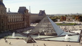 Merugi Akibat Pandemi, Museum Louvre Paris Dibuka Lagi Mulai 6 Juli