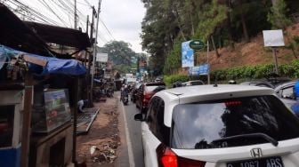 Sepekan Setelah PSBB Dicabut, Warga Serbu Tempat Wisata di Bandung Utara