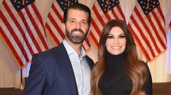 Pacar Donald Trump Jr Positif Terinfeksi Virus Corona, Disebut Tanpa Gejala