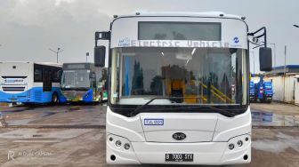 TransJakarta Targetkan 100 Bus Listrik Sudah Bisa Beroperasi Tahun Ini