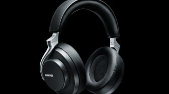 Shure Kenalkan Headphone AONIC 50 Wireless Noice Cancelling