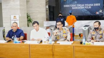 Untung Miliaran, Hacker Jogja Pembobol Situs Negara Suka Mabuk-mabukan