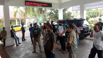 3 Bulan Tak Digaji, Puluhan Karyawan PT Kharisma Export Geruduk DPRD Bantul