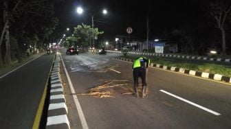 Dikira Mau Menilang, Polisi di Jogja Ini Justru Lakukan Hal Tak terduga