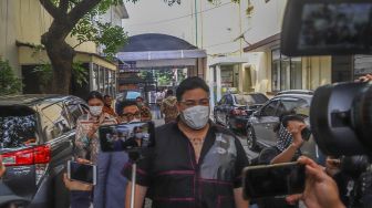 Ivan Gunawan Bayar Rp 8 Juta Jalani Perawatan di Klinik Kecantikan Ilegal