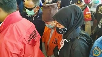 Detik-detik Kedatangan Maria Pauline Lumowa di Soetta